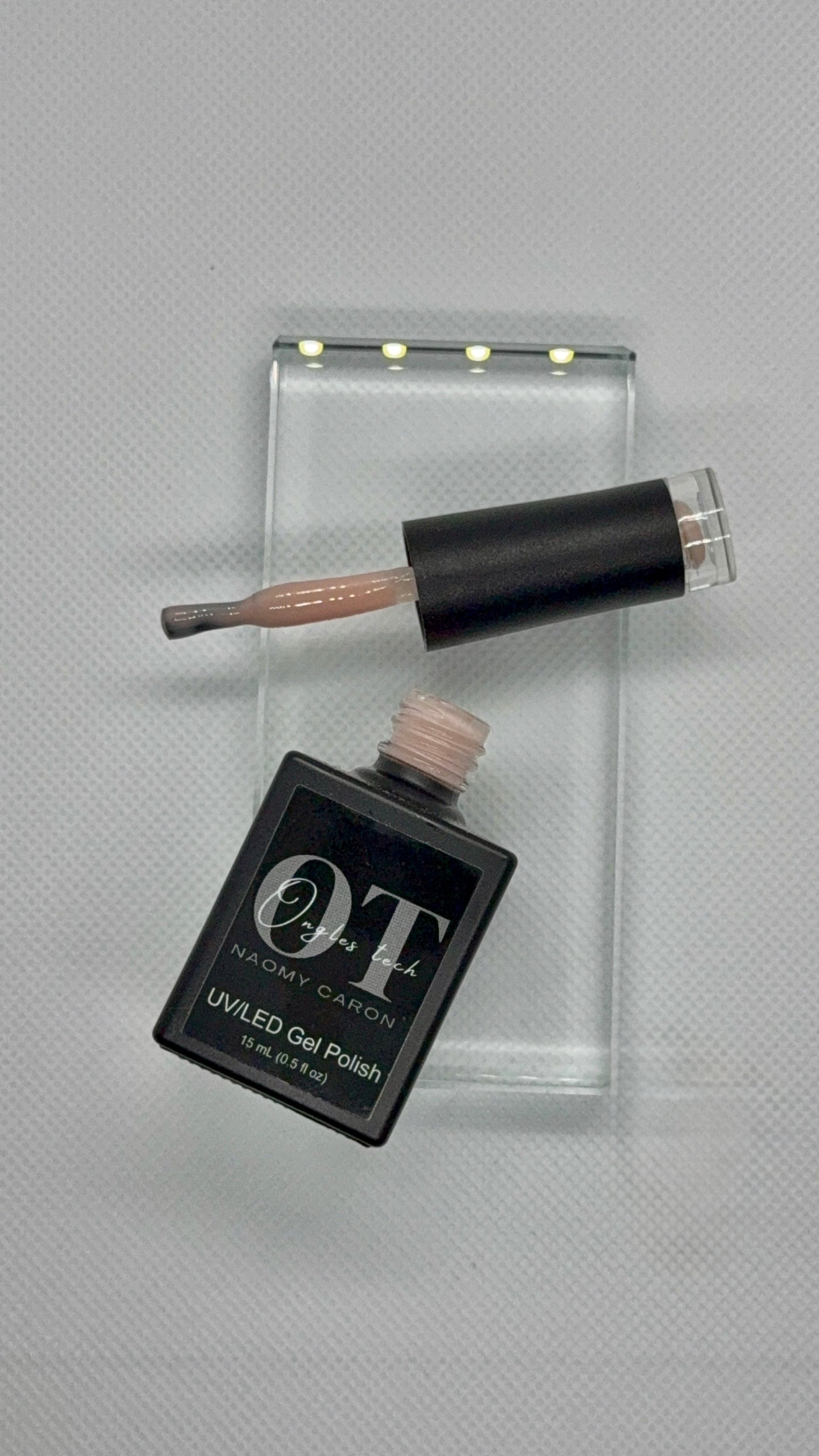 Gel polish naturel 11