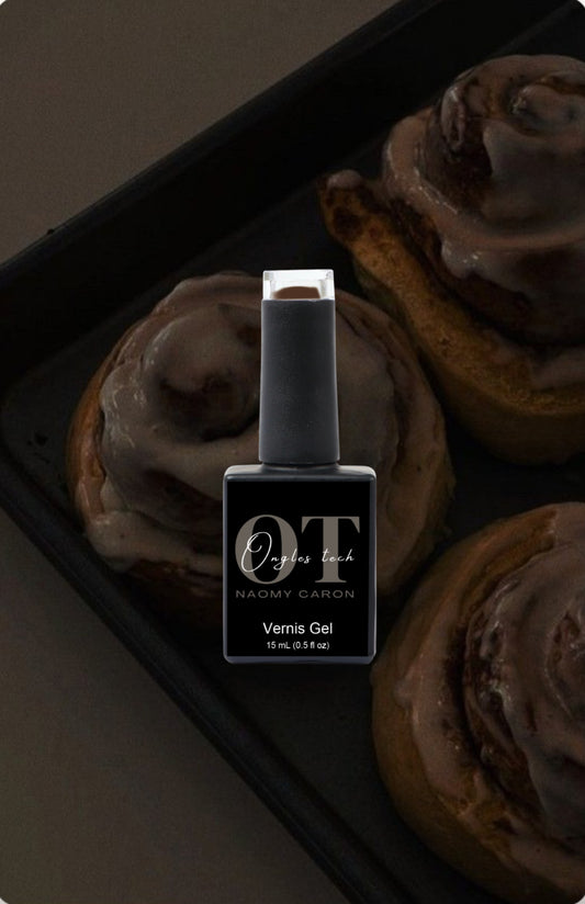 Vernis gel brioche à la cannelle