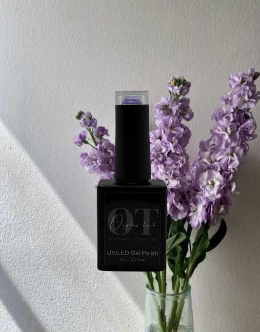 Gel polish lilas