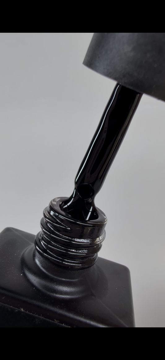 Vernis gel nuit sombre